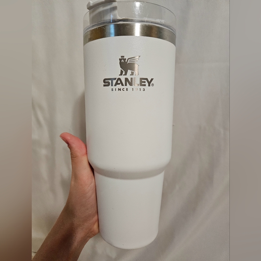30 Oz Stanley Cup